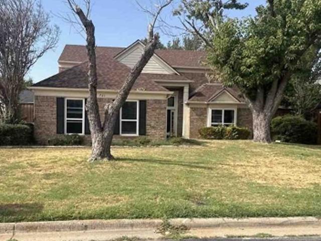 House for sale in Hurst, Texas