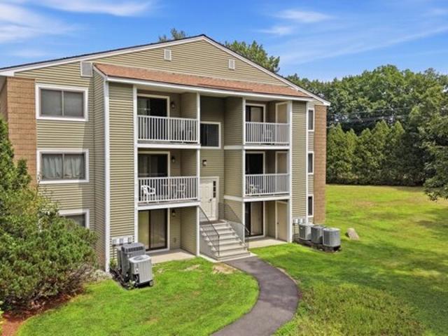 Condo for sale in Tyngsborough, Middlesex County