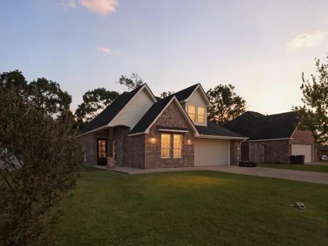 House for sale in Bridge City, Texas