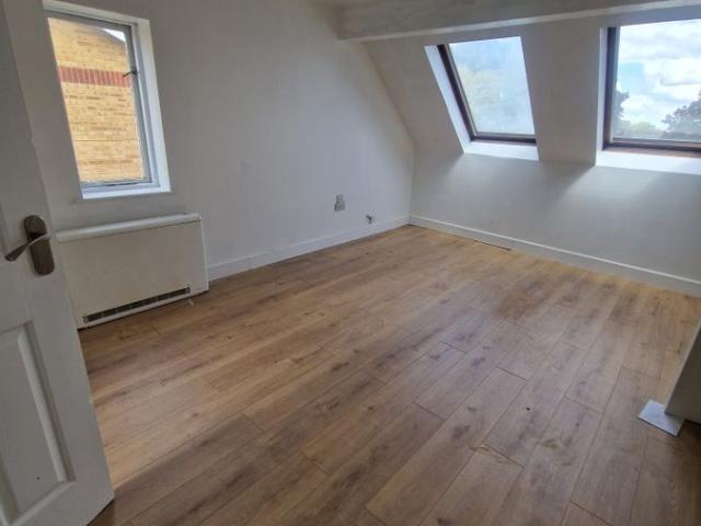 Apartment for rent in Slough