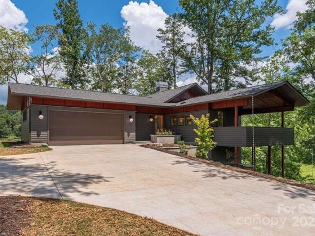 House for sale in Fletcher