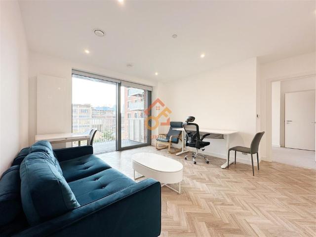 Apartment for rent in London City Island, Blackwall