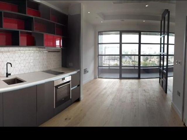 Apartment for rent in London City Island, Blackwall