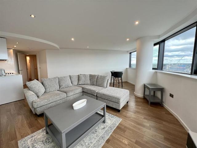 Apartment for rent in Holbeck, West Yorkshire