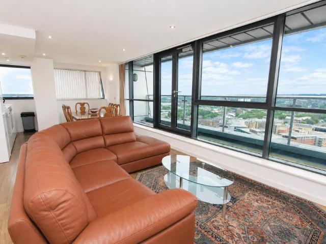 Apartment for rent in Holbeck, West Yorkshire