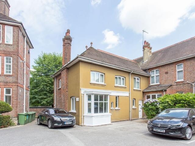 Apartment for rent in Sudbury, Greater London
