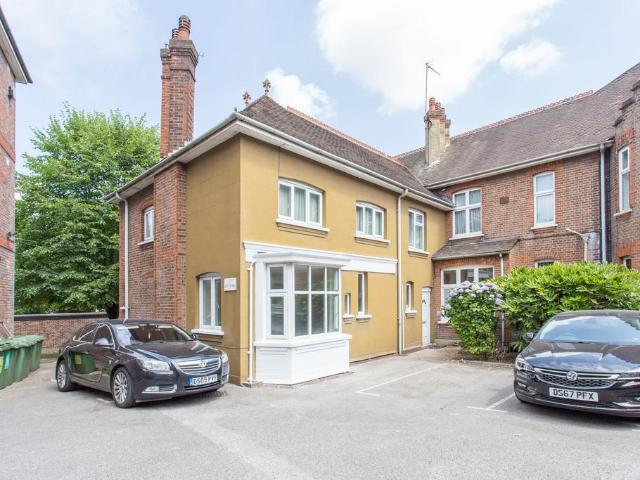 Apartment for rent in Sudbury, Greater London