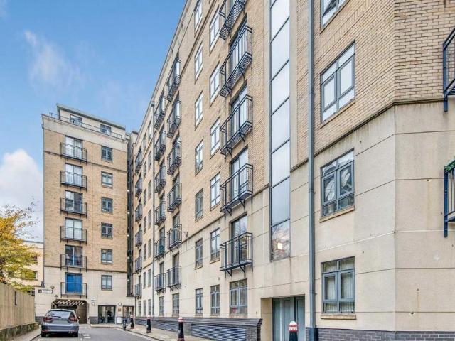 House for rent in Lyons, Greater London