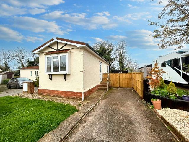 House for rent in Barton In Fabis, East Midlands