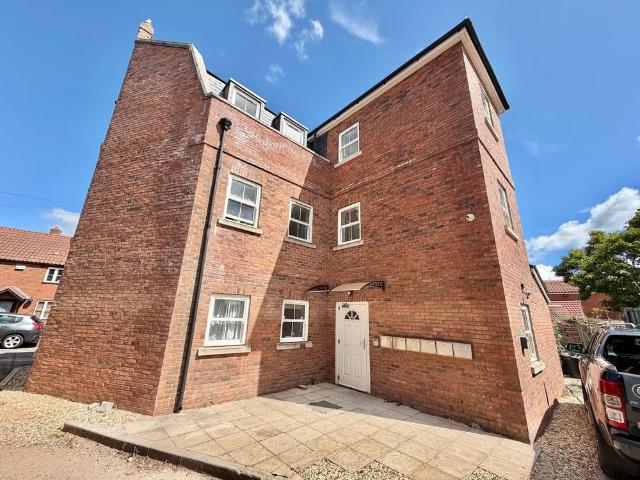 Apartment for rent in Coombe Bottom, Thurloxton