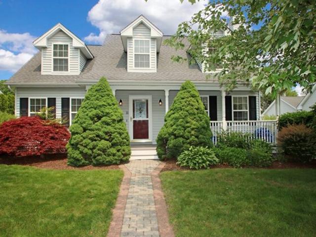 Condo for sale in Trumbull