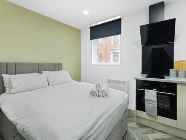 Room for rent in The Meadows, Haddon