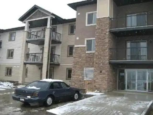 Condo for rent in Northwest, Alberta