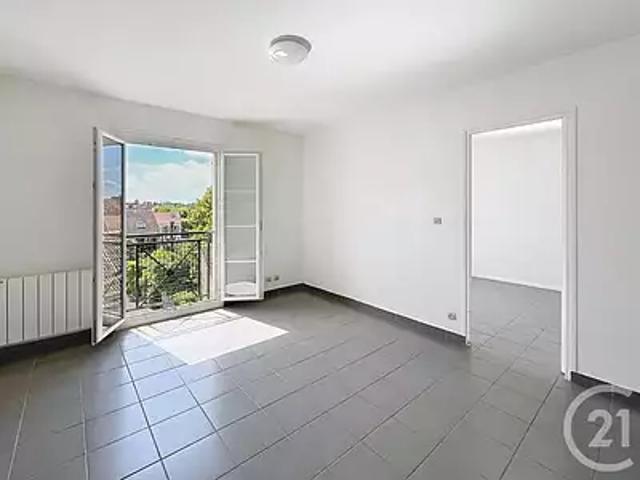 Appartement vente à Torcy, Brie-comte-robert
