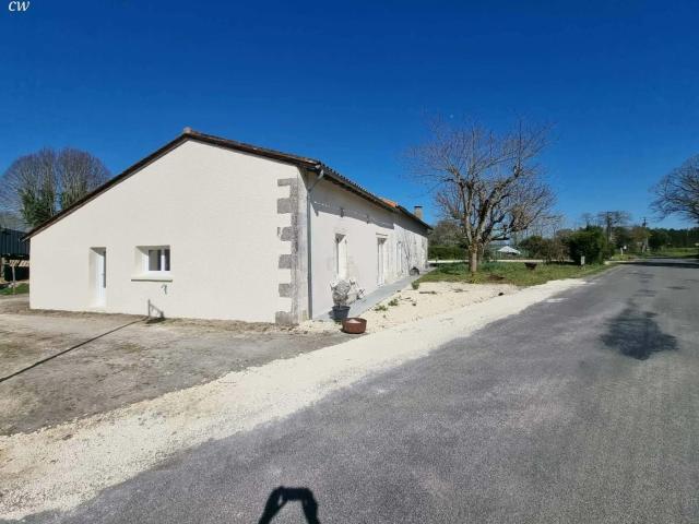 Maison vente à Brie-sous-Chalais, Charente