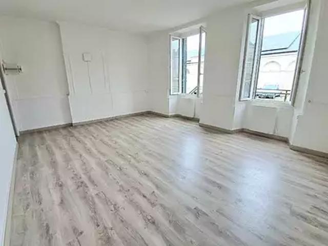 Appartement location à Auxerre, Brienon-sur-armançon