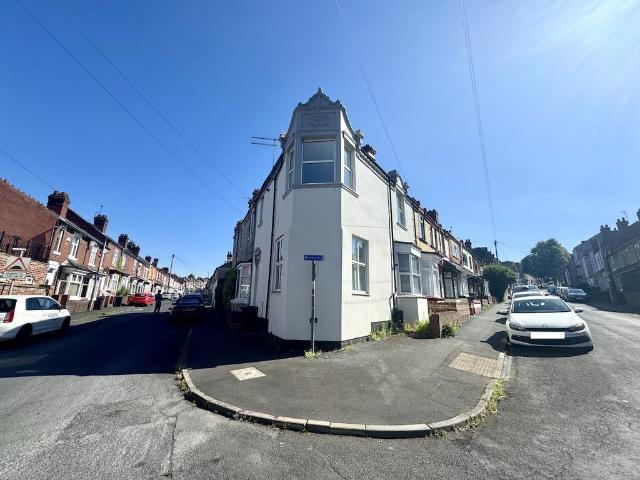 Apartment for rent in Harts Hill, Brierley Hill
