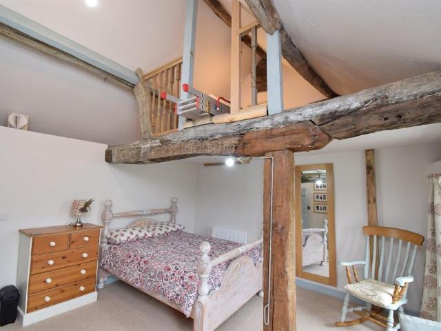 House for rent in Dewsbury, Briestfield