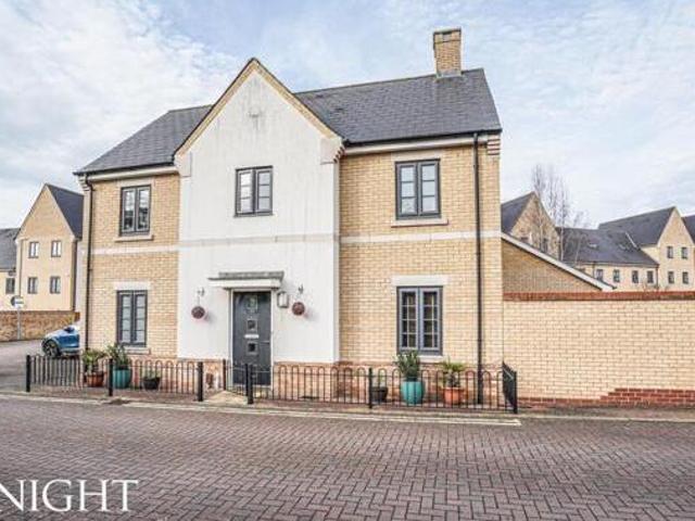 House for sale in Hythe, Colchester