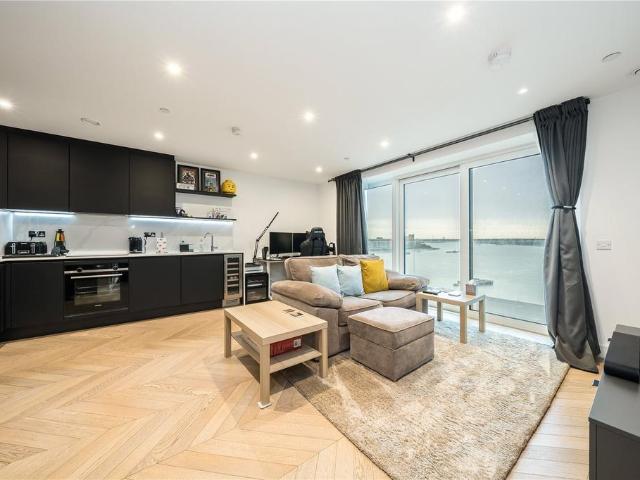 Apartment for rent in Callis Yard, Greater London