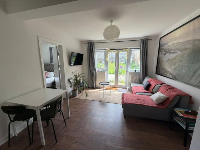 Apartment for rent in Hendon Central, The Hyde