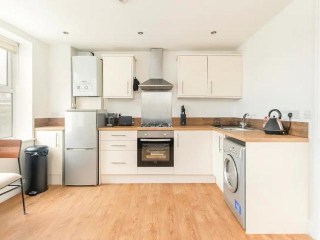 Apartment for rent in South Hackney, Greater London