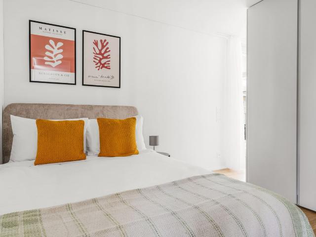 Apartment mieten in Einigen, Zürich