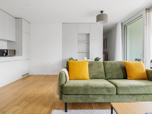 Apartment mieten in Einigen, Zürich