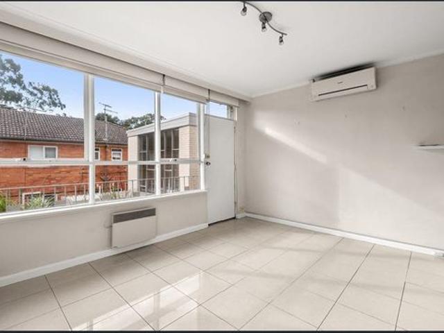 Apartment for rent in Gardenvale, Melbourne