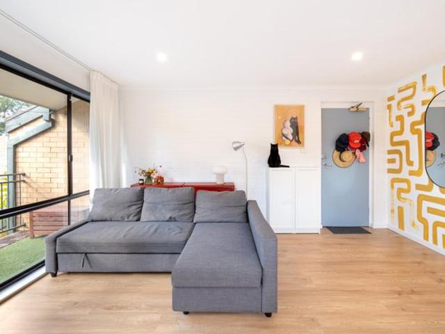 Property for rent in Lyneham, North Canberra