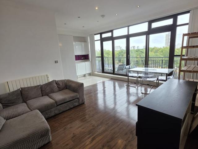 Apartment for rent in Mile End, Greater London