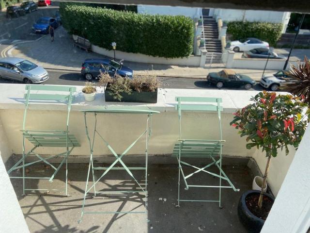 Apartment for rent in Primrose Hill, Greater London