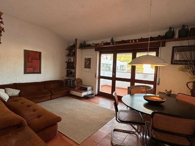 Apartamento alugar em Santo António da Caparica, Almada