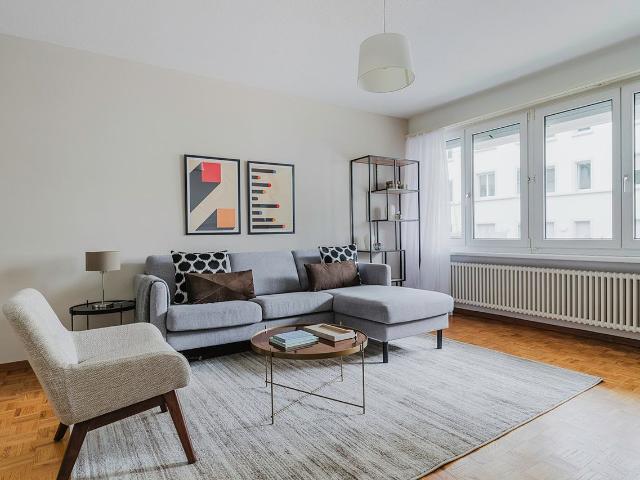 Apartment mieten in Einigen, Zürich
