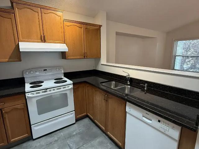 House for rent in Hidden Valley, Calgary