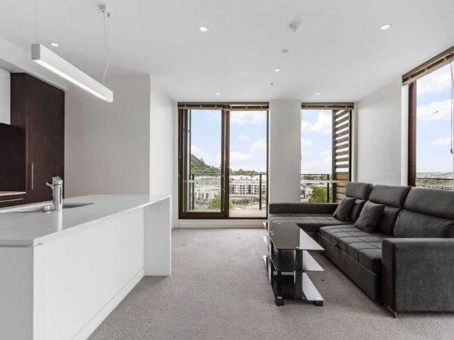Apartment for rent in Newton, Auckland