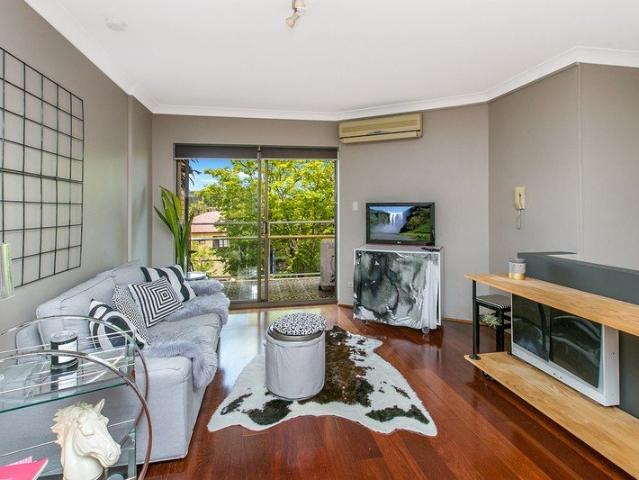 Apartment for rent in Merthyr, Greater Brisbane