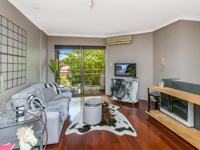 Apartment for rent in Merthyr, Greater Brisbane