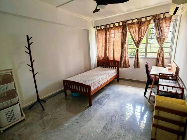 Room for rent