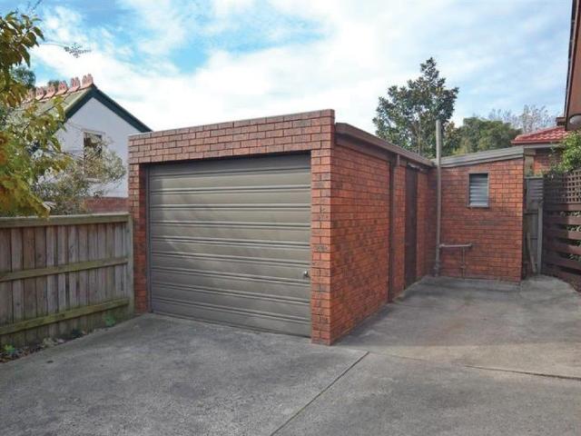 Apartment for rent in Surrey Hills, Melbourne