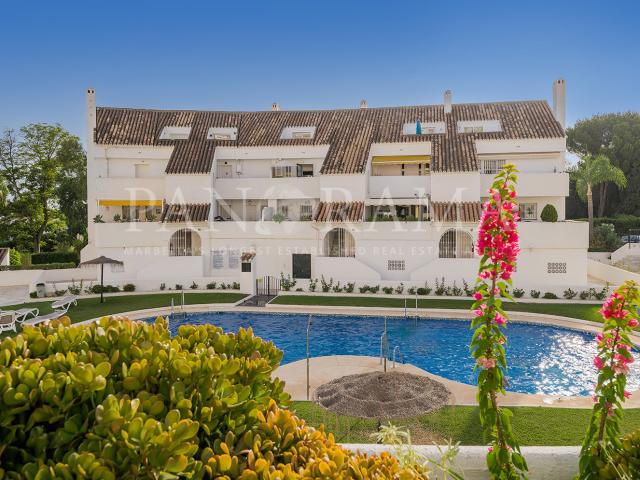 Apartamento en alquiler en Nueva Andalucía, Costa del Sol Occidental