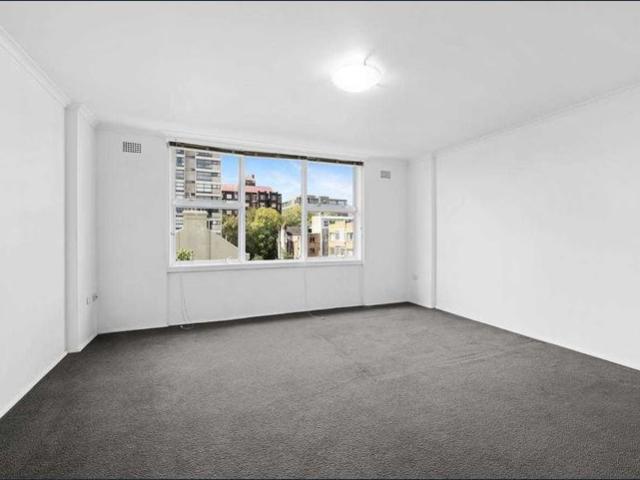 Granny Flat for rent in Potts Point, Sydney