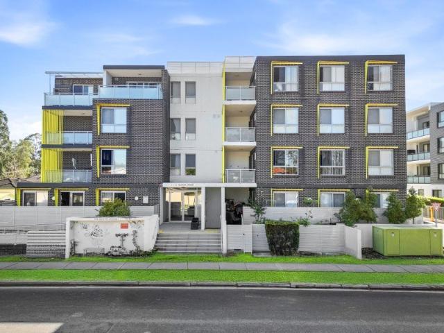 Apartment for sale in Toongabbie, Sydney