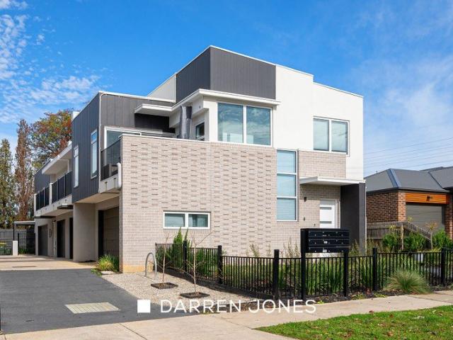 Townhouse for rent in Camerons Creek, Victoria