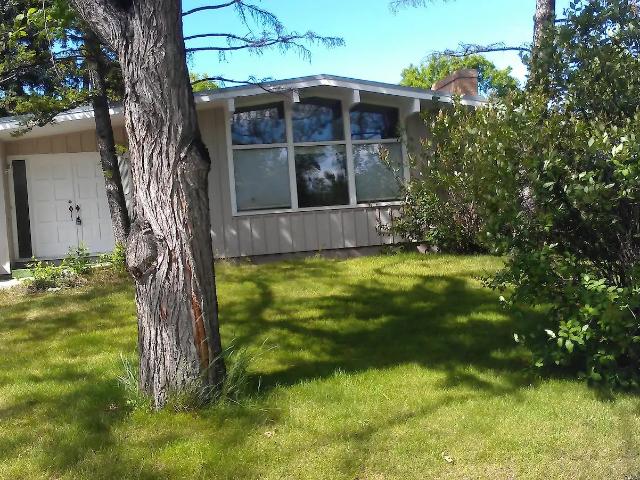 House for rent in Highwood, Calgary