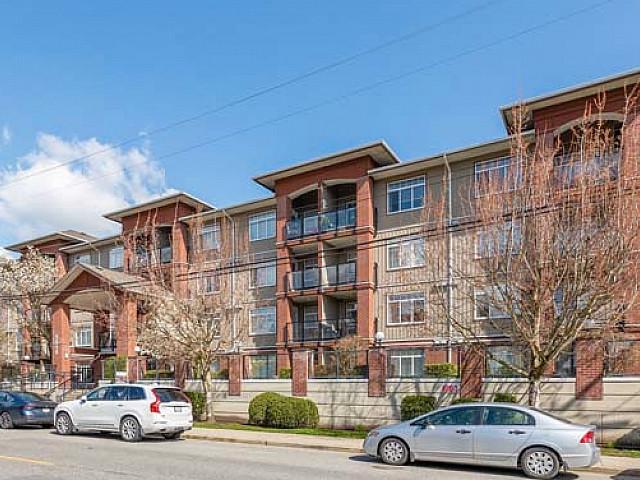 Condo for sale in Langley, British Columbia