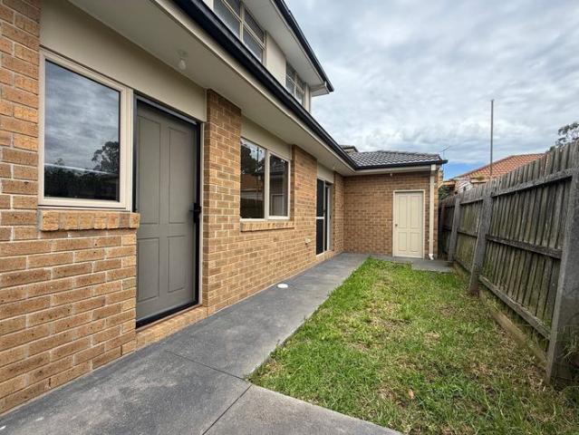Townhouse for rent in Camerons Creek, Victoria