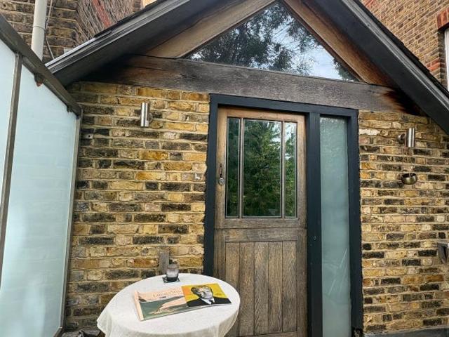 Apartment for rent in Clapham, Greater London