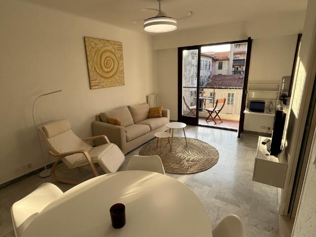 Studio location à Nice