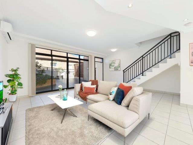 Townhouse for rent in Eastern Suburbs, Sydney